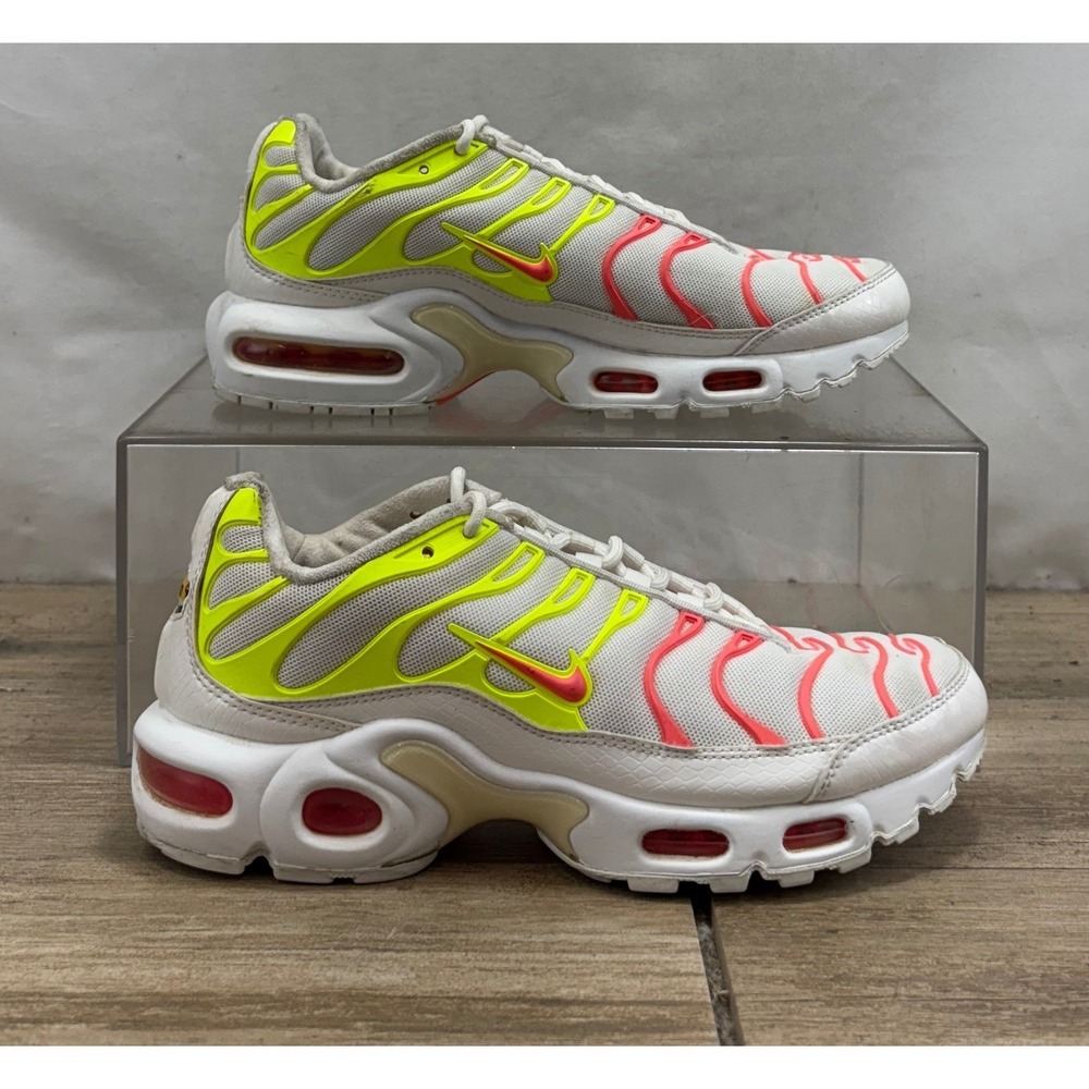 Nike Air Max Plus TN Neon Pink Volt White Running Shoes Sneakers Woman's 6.5